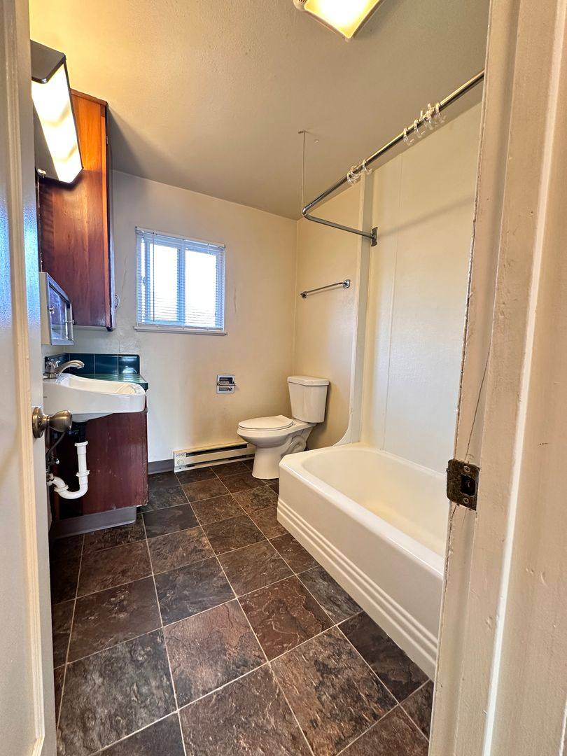 Apartment for rent at 300 W 4th, The Dalles, OR 97058