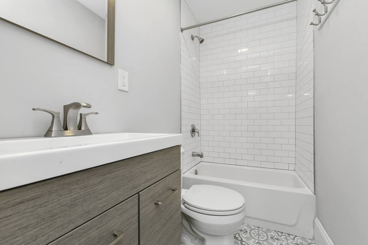 Apartment for rent at 143 Everett #3, East Boston, MA 02128