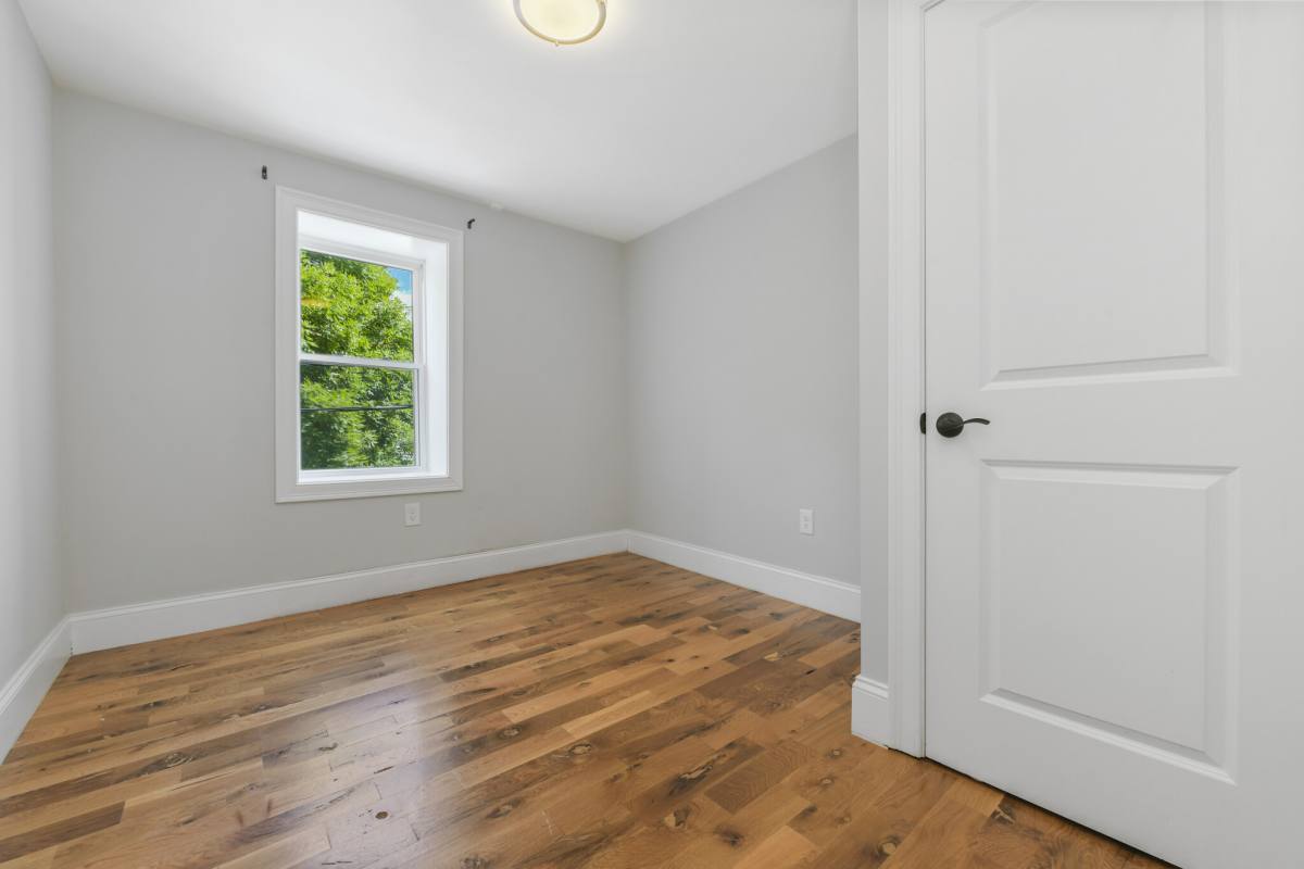 Apartment for rent at 143 Everett #3, East Boston, MA 02128
