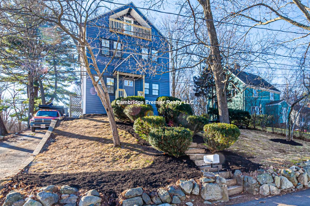 Apartment for rent at 48 Caldwell Rd, Waltham, MA 02453