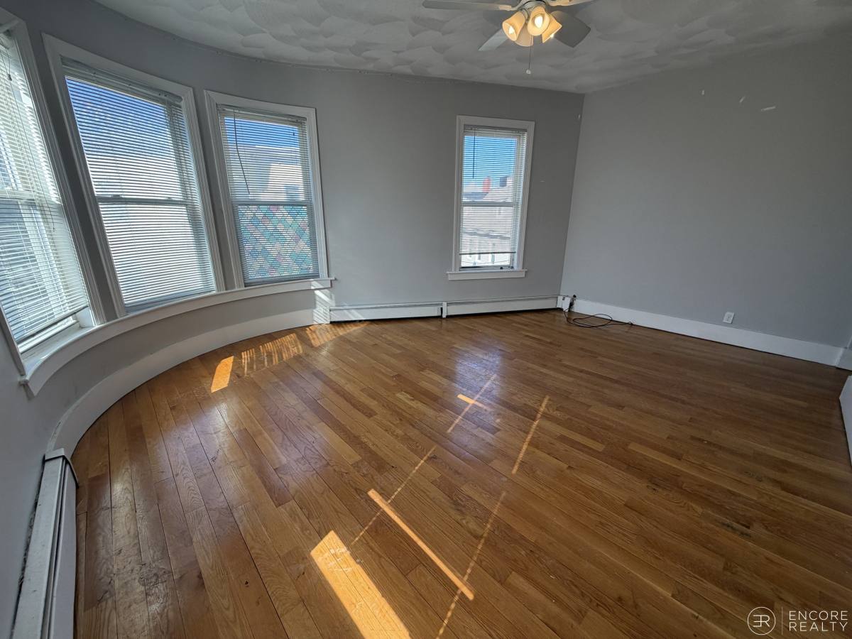 Apartment for rent at 33 Portsmouth St #3R, Cambridge, MA 02141