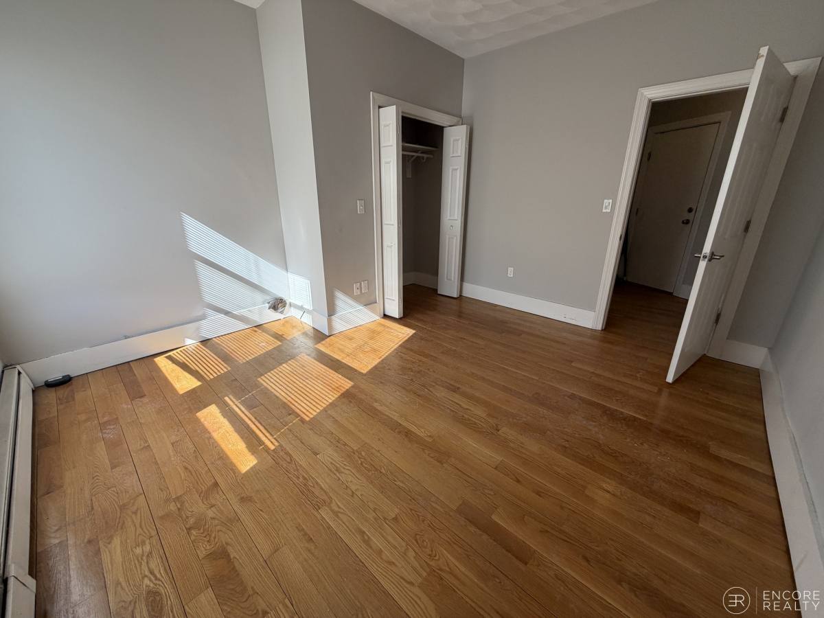 Apartment for rent at 33 Portsmouth St #3R, Cambridge, MA 02141