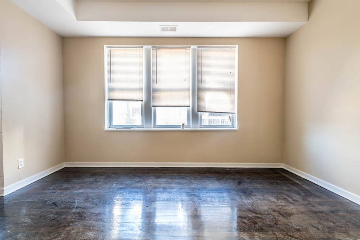 Apartment for rent at 107-113 N Laramie Ave, Chicago, IL 60644