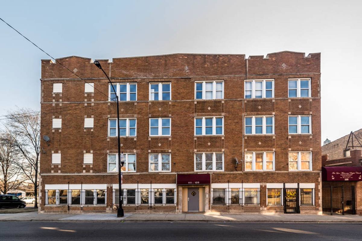 Apartment for rent at 107-113 N Laramie Ave, Chicago, IL 60644