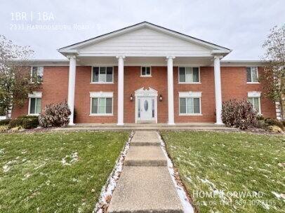 Apartment for rent at 2331 Harrodsburg Rd #5, Lexington, KY 40504