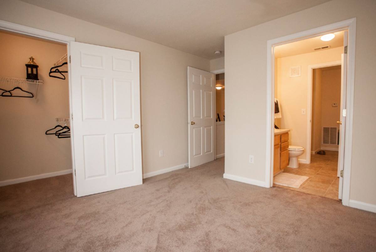 Apartment for rent at 711 Greenridge Parkway, Brownsburg, IN 46112