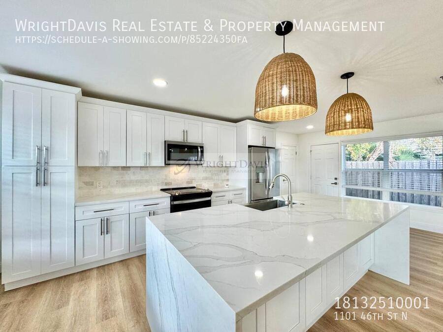 Apartment for rent at 1101 46th St N, Saint Petersburg, FL 33713