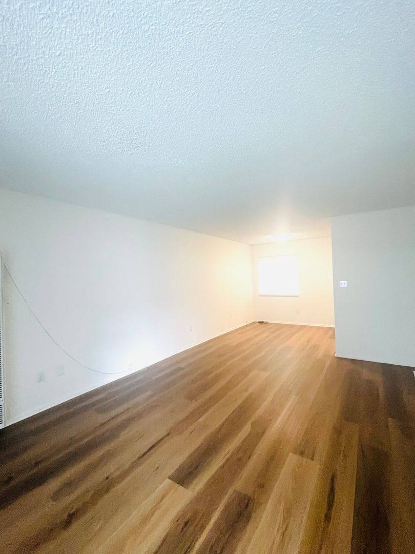 Apartment for rent at 2120 N Ventura Rd, Oxnard, CA 93036