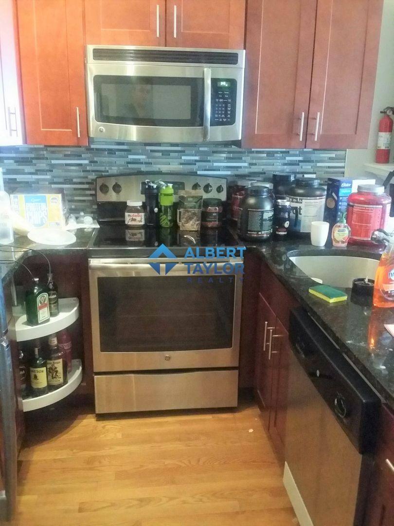 Apartment for rent at 39 Bay State Rd #4R, Boston, MA 02215