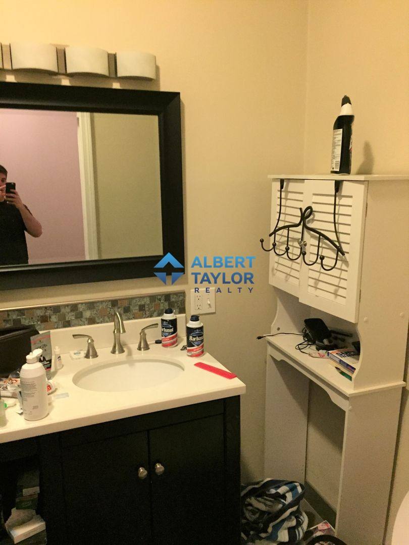 Apartment for rent at 39 Bay State Rd #4R, Boston, MA 02215