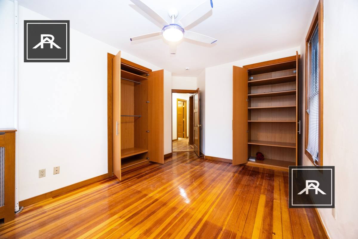 Apartment for rent at 123 Browne St #2, Brookline, MA 02446