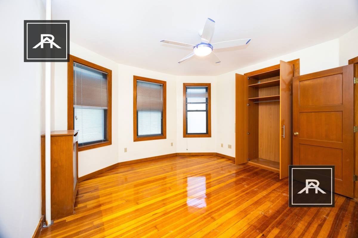 Apartment for rent at 123 Browne St #2, Brookline, MA 02446