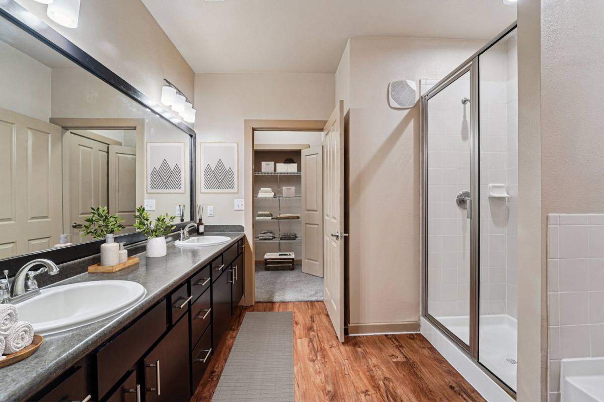 Apartment for rent at 1550 Westborough Dr #DW3, Katy, TX 77449
