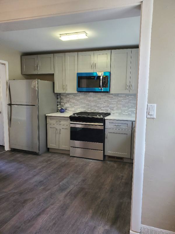 House for rent at 1329 Campbell Ave, Wheaton, IL 60189