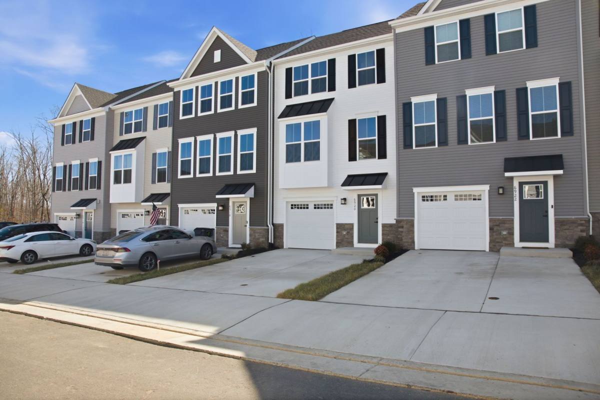 Townhouse for rent at 6920 Braxton Springs Way, Spotsylvania, VA 22553