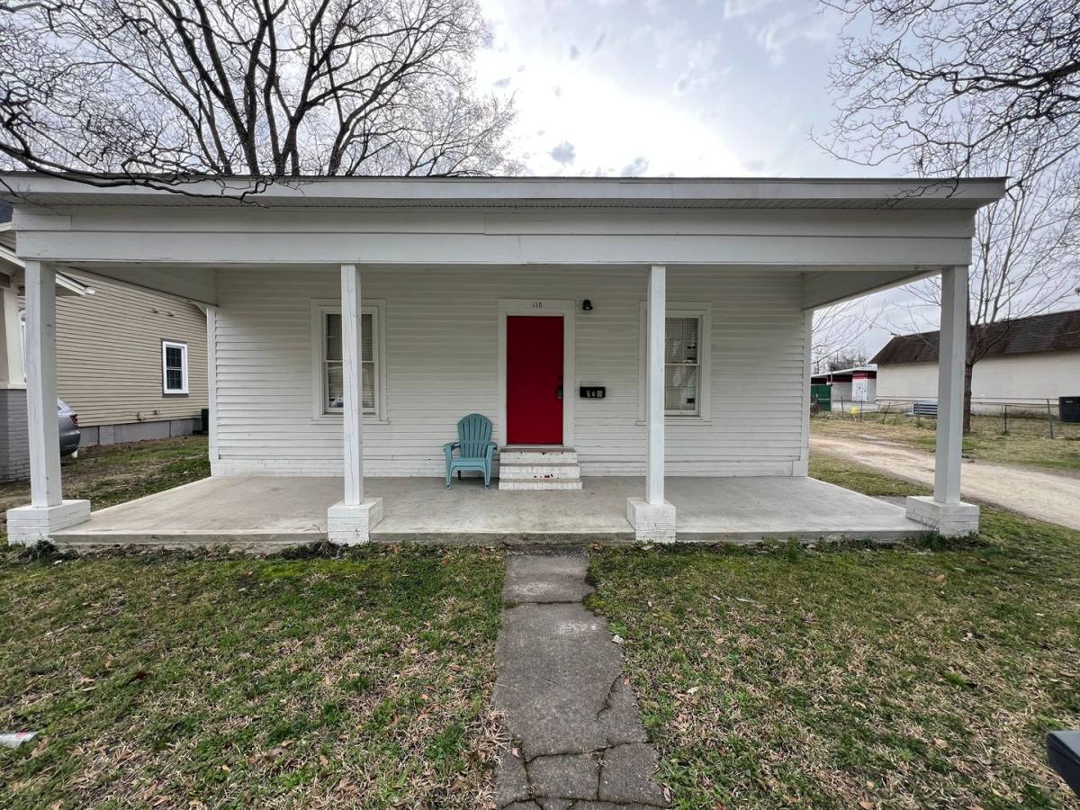 House for rent at 110 N Sellers St, Selma, NC 27576