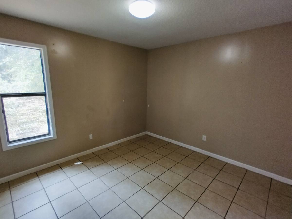 House for rent at 704 Melody Lane, Dothan, AL 36301