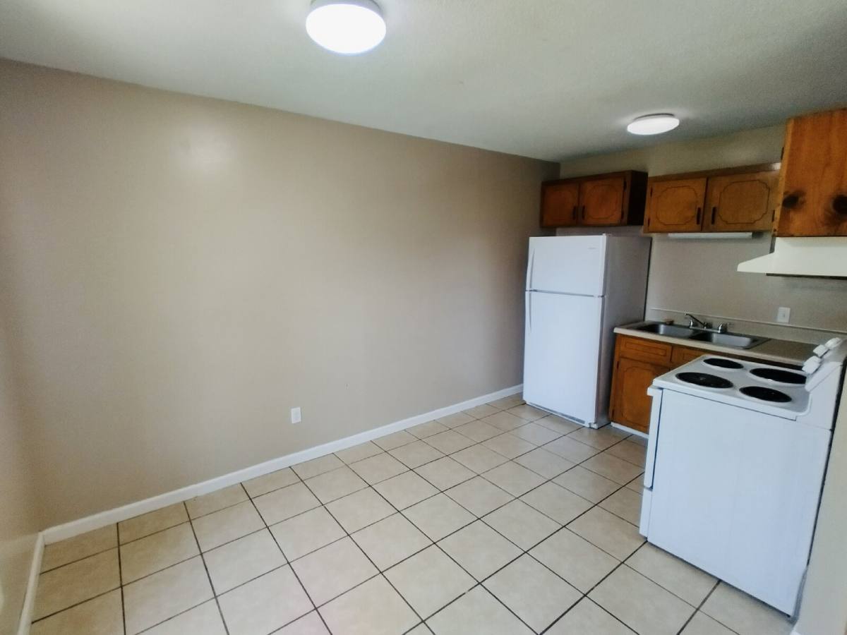 House for rent at 704 Melody Lane, Dothan, AL 36301