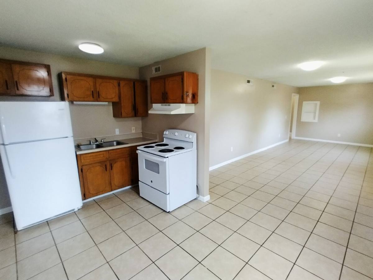House for rent at 704 Melody Lane, Dothan, AL 36301
