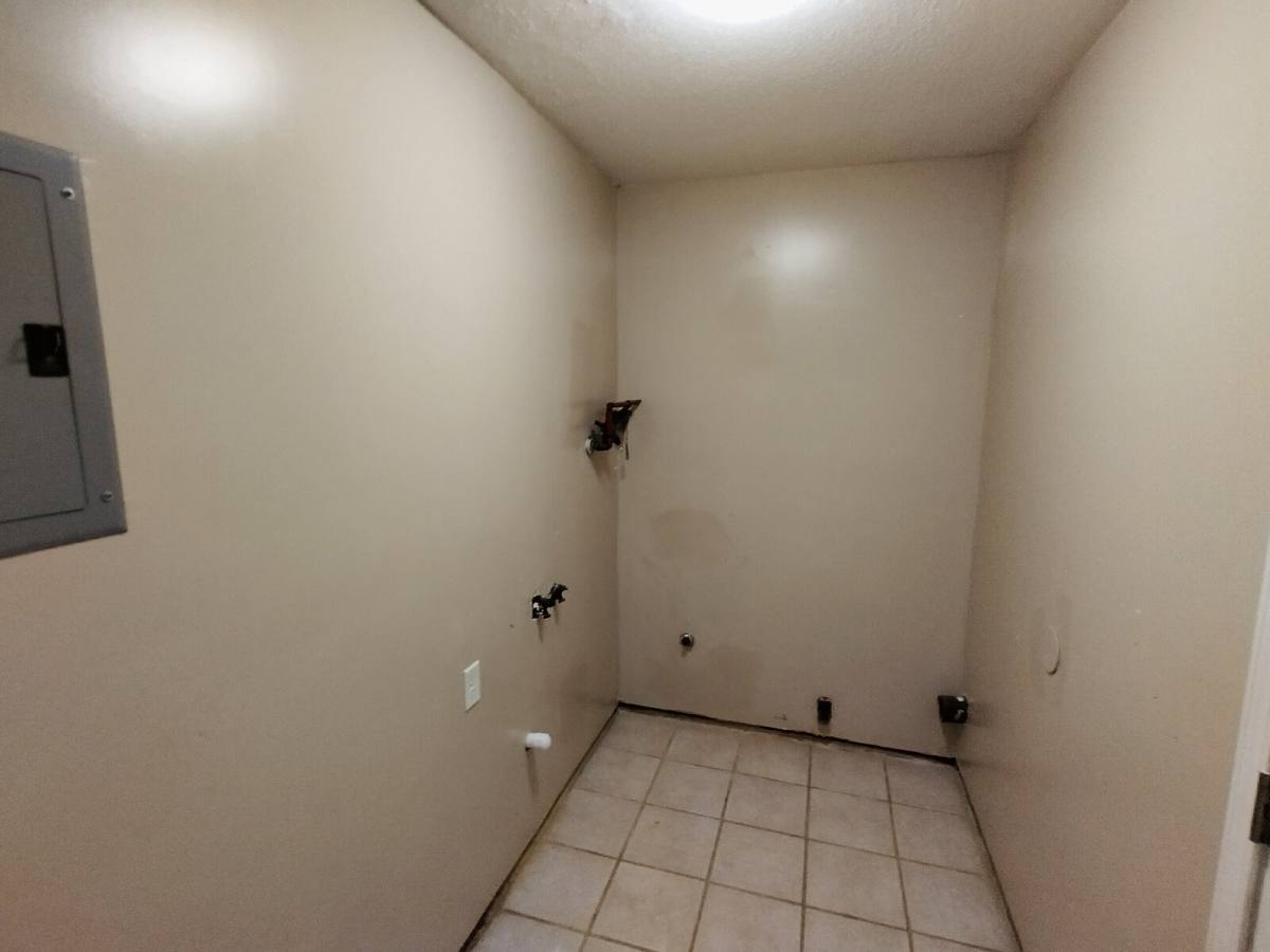 House for rent at 704 Melody Lane, Dothan, AL 36301