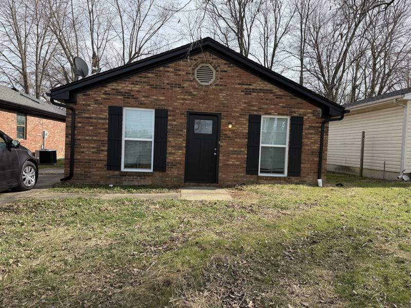 House for rent at 3910 Dunbar Ave, New Albany, IN 47150