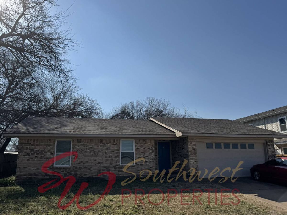 House for rent at 530 S 1st Ave, Stephenville, TX 76401
