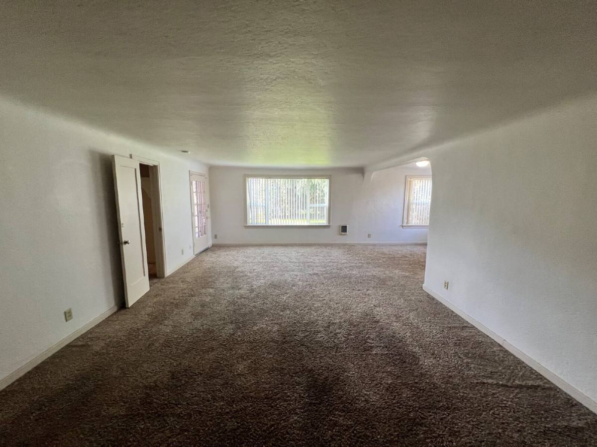 Apartment for rent at 2307 Willamette St, Eugene, OR 97405