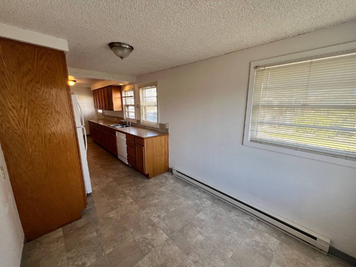 Apartment for rent at 2307 Willamette St, Eugene, OR 97405
