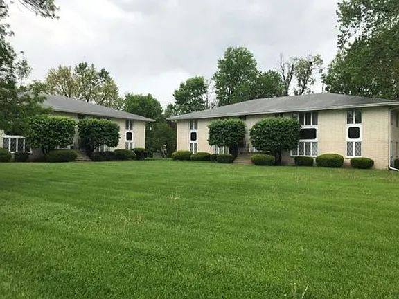 Apartment for rent at 5906 Hickman Rd #6, Urbandale, IA 50322