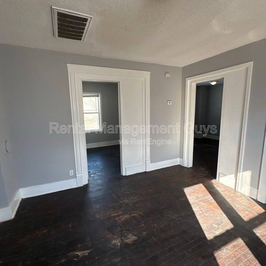 Apartment for rent at 2931 Bryant Ave N #2, Minneapolis, MN 55411