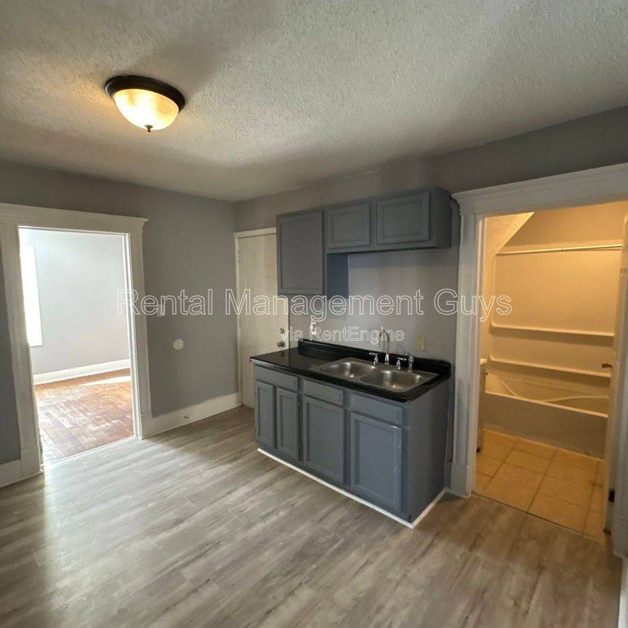 Apartment for rent at 2931 Bryant Ave N #2, Minneapolis, MN 55411