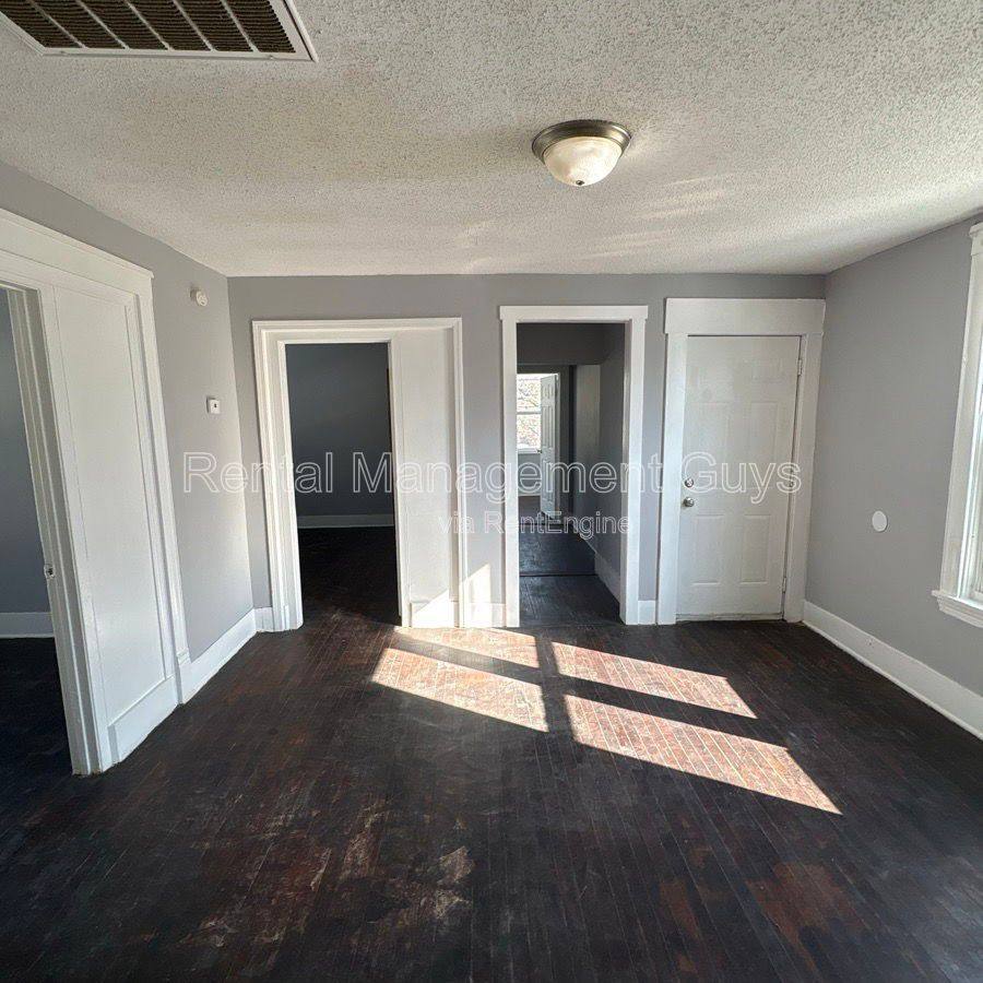 Apartment for rent at 2931 Bryant Ave N #2, Minneapolis, MN 55411