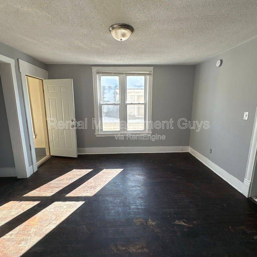 Apartment for rent at 2931 Bryant Ave N #2, Minneapolis, MN 55411
