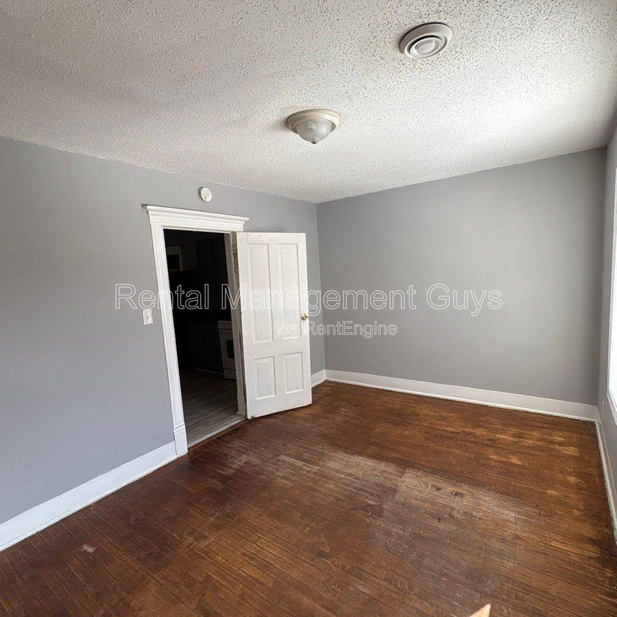 Apartment for rent at 2931 Bryant Ave N #2, Minneapolis, MN 55411