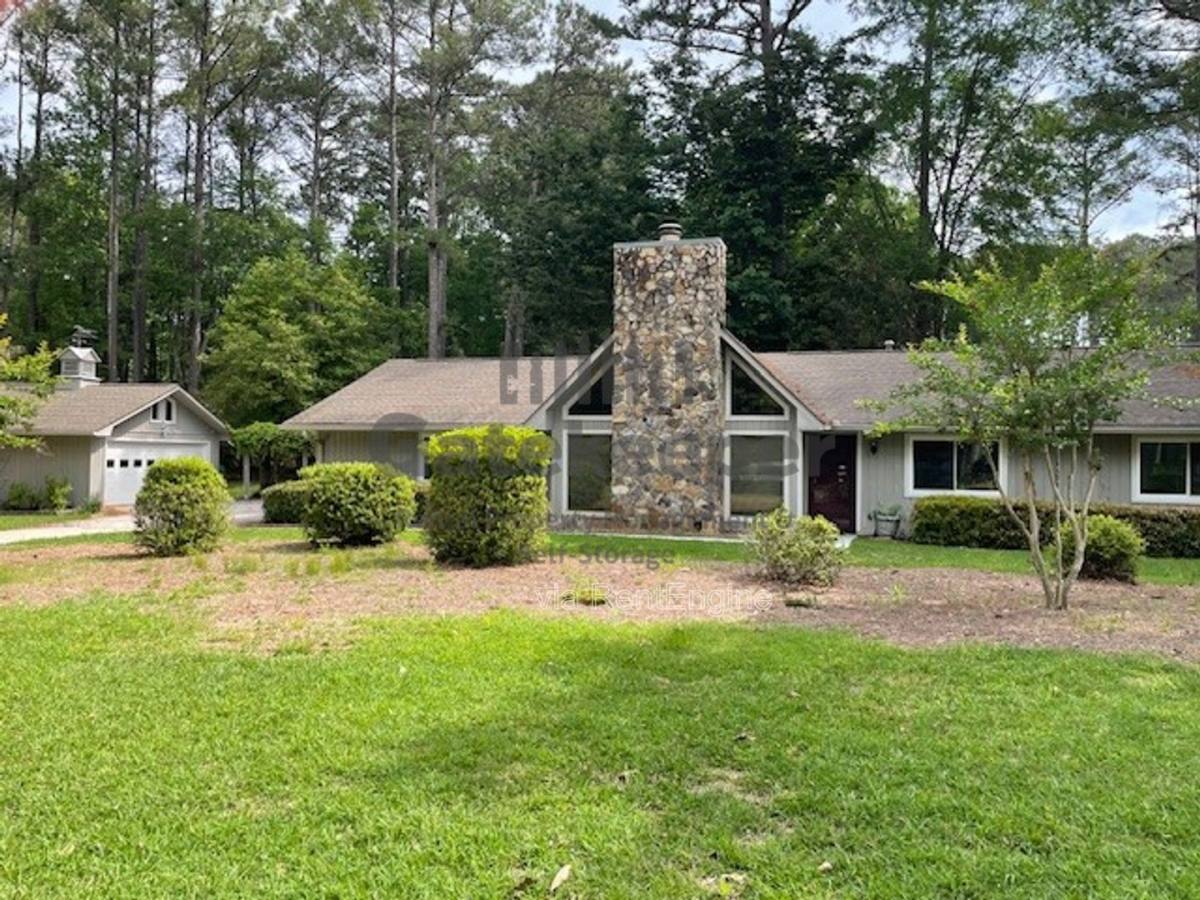 House for rent at 100 Sandown Dr, Peachtree City, GA 30269