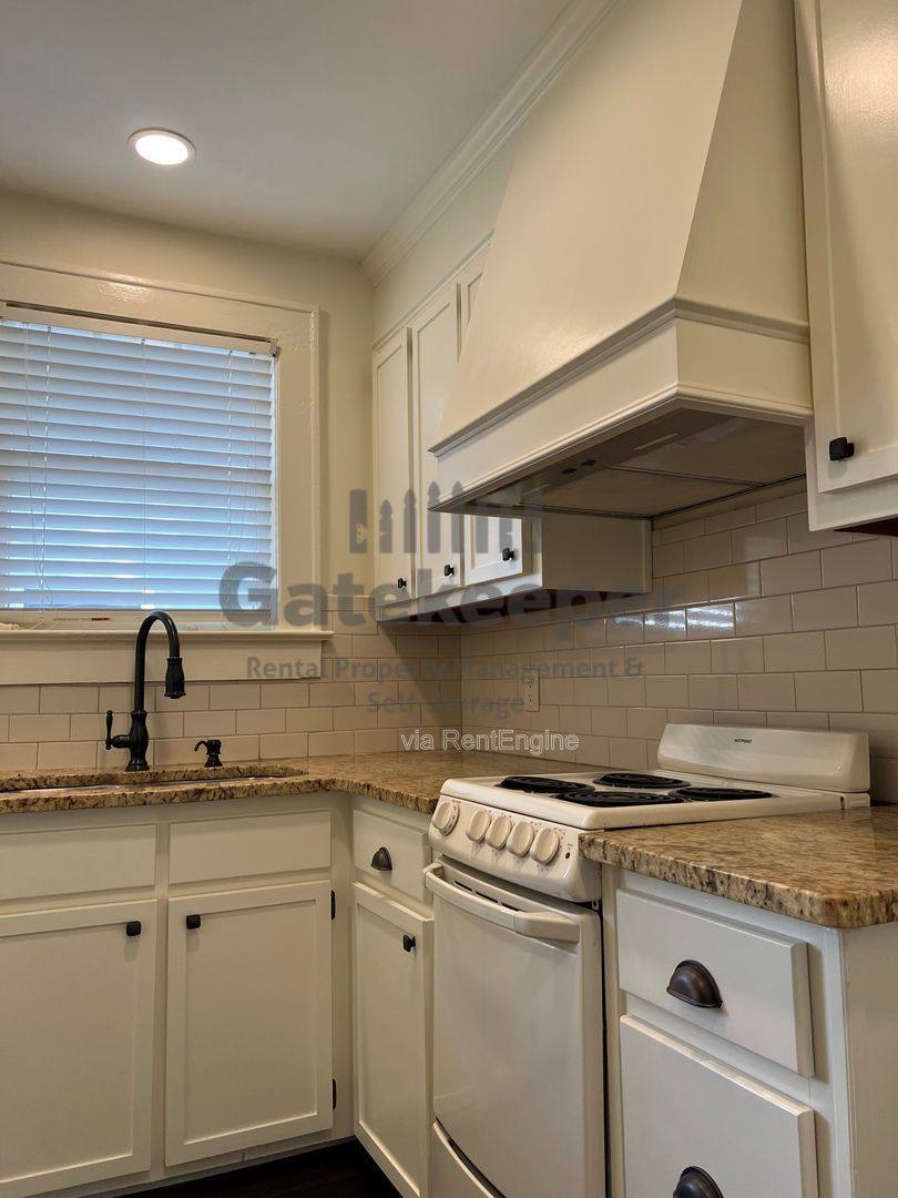 Apartment for rent at 1565 Walker Ave #B, Atlanta, GA 30337