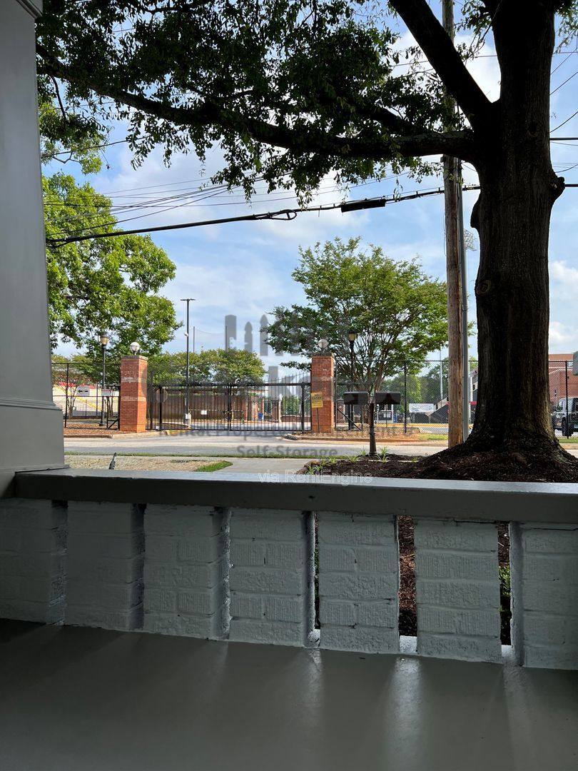 Apartment for rent at 1565 Walker Ave #B, Atlanta, GA 30337