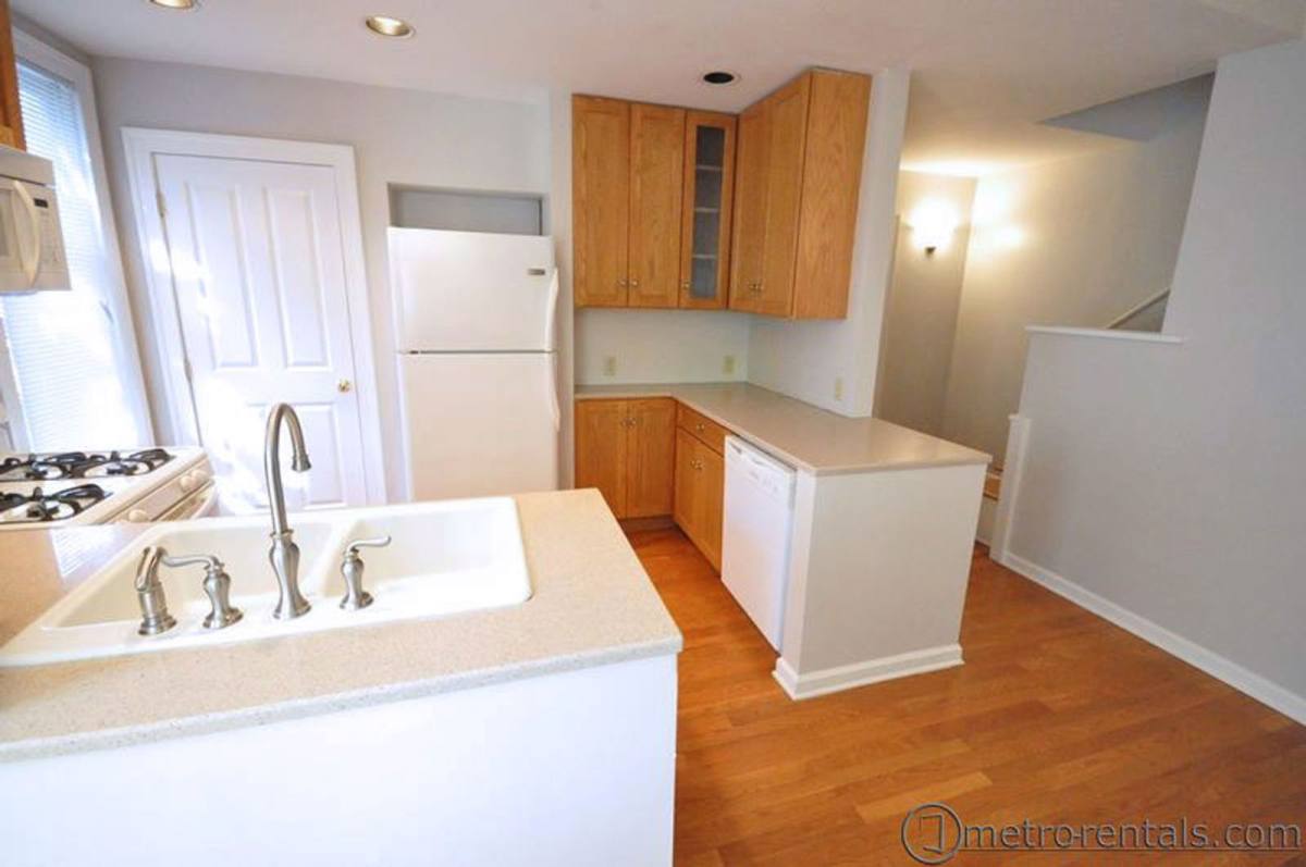 Apartment for rent at 1237 Indianola Ave #A, Columbus, OH 43201