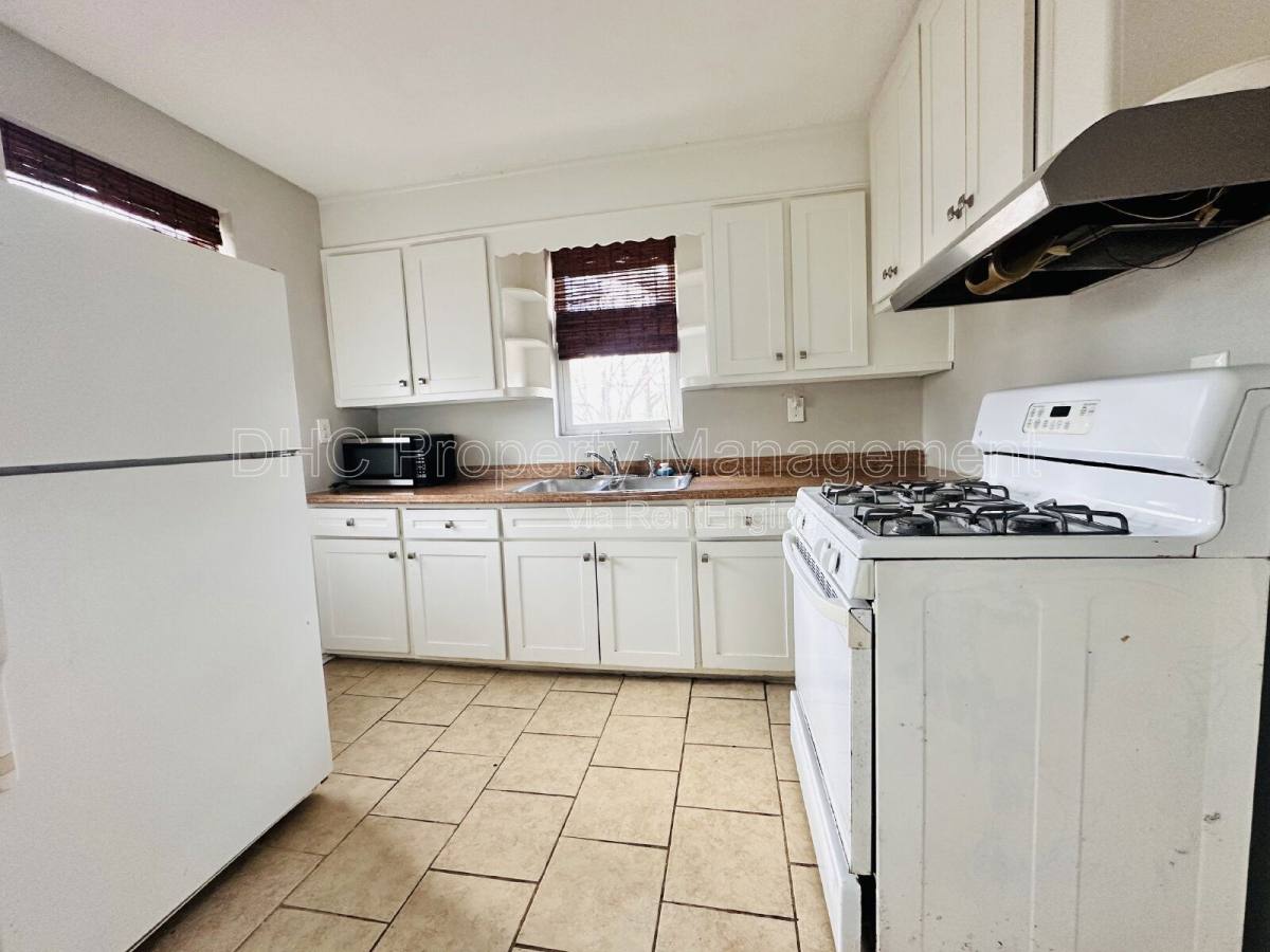 House for rent at 1994 Don Juan Lane, Decatur, GA 30032