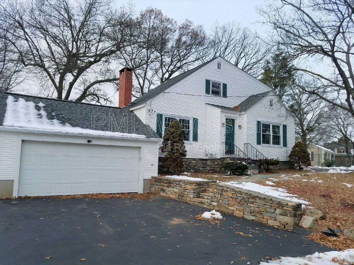 Apartment for rent at 26 Worthington Ave, Shrewsbury, MA 01545