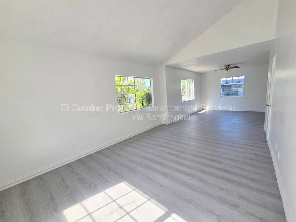 Apartment for rent at 11140 Duncan Ave #C, Lynwood, CA 90262
