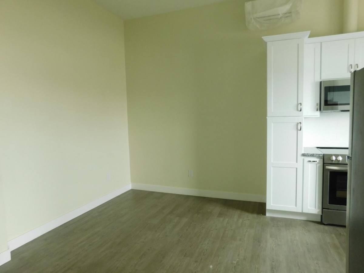 Apartment for rent at 113 G St, Antioch, CA 94509