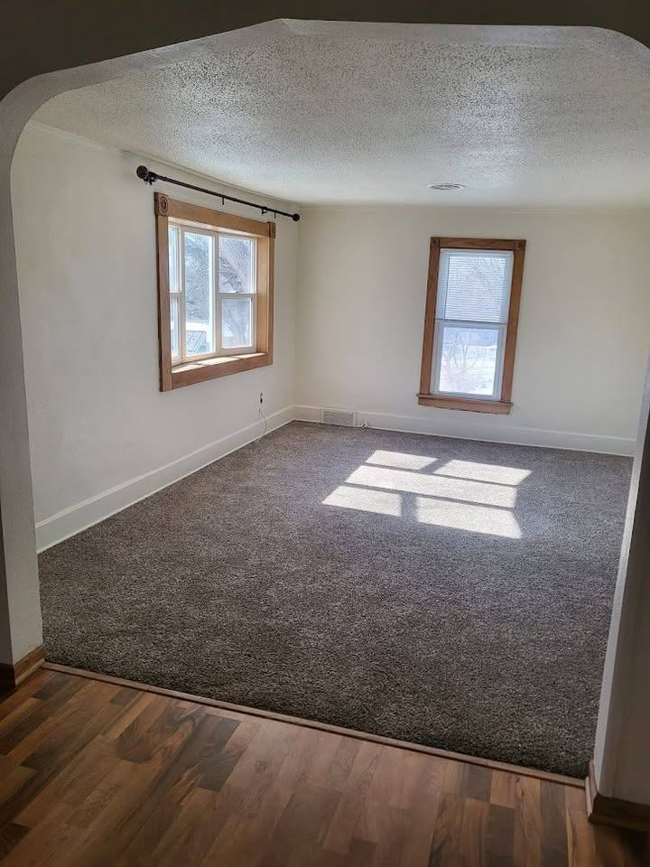 Apartment for rent at 1027 E Main St, Mankato, MN 56001