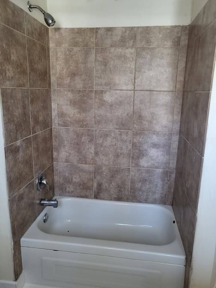 Apartment for rent at 1027 E Main St, Mankato, MN 56001
