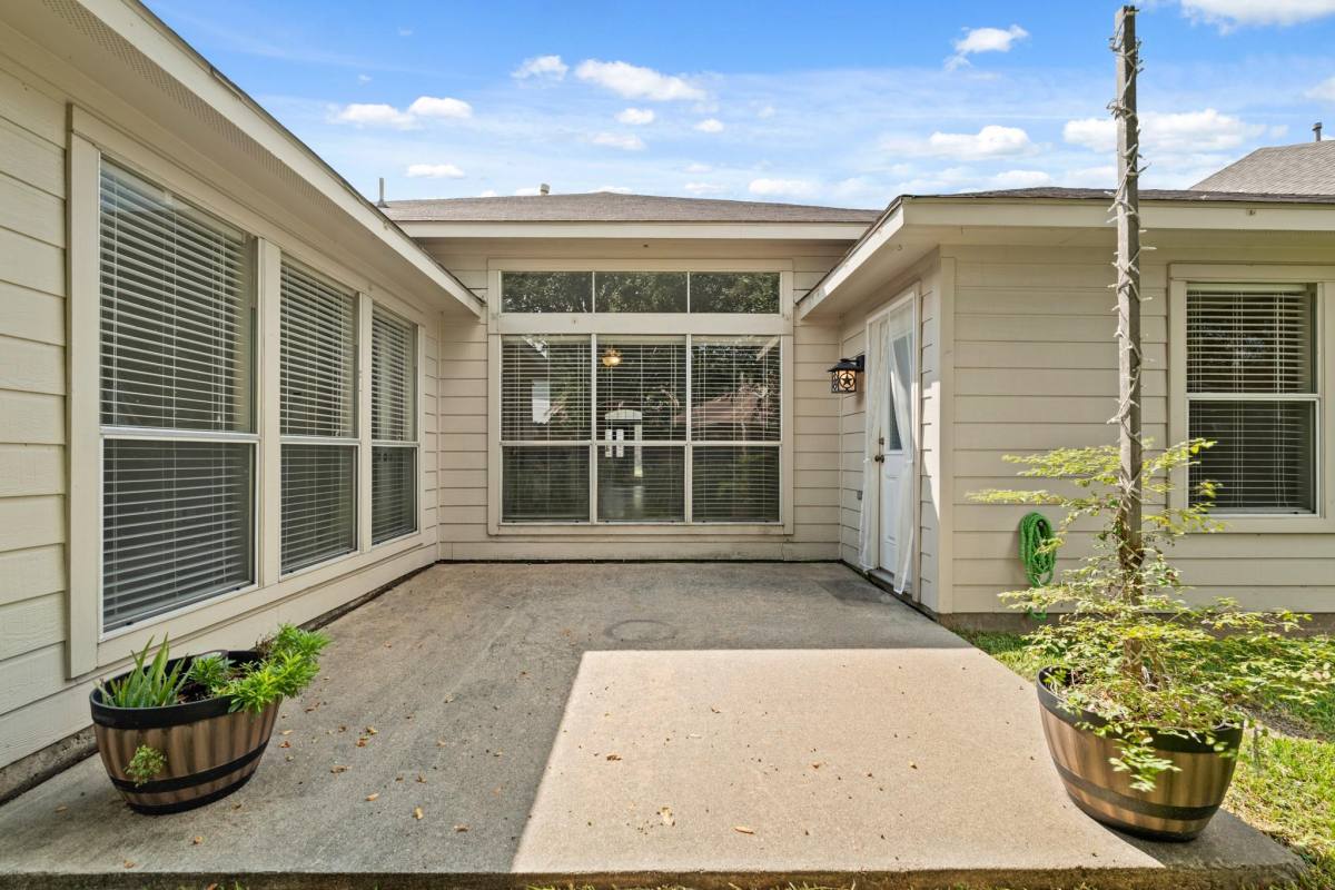 House for rent at 23730 Prince Lawrence Court, Katy, TX 77493