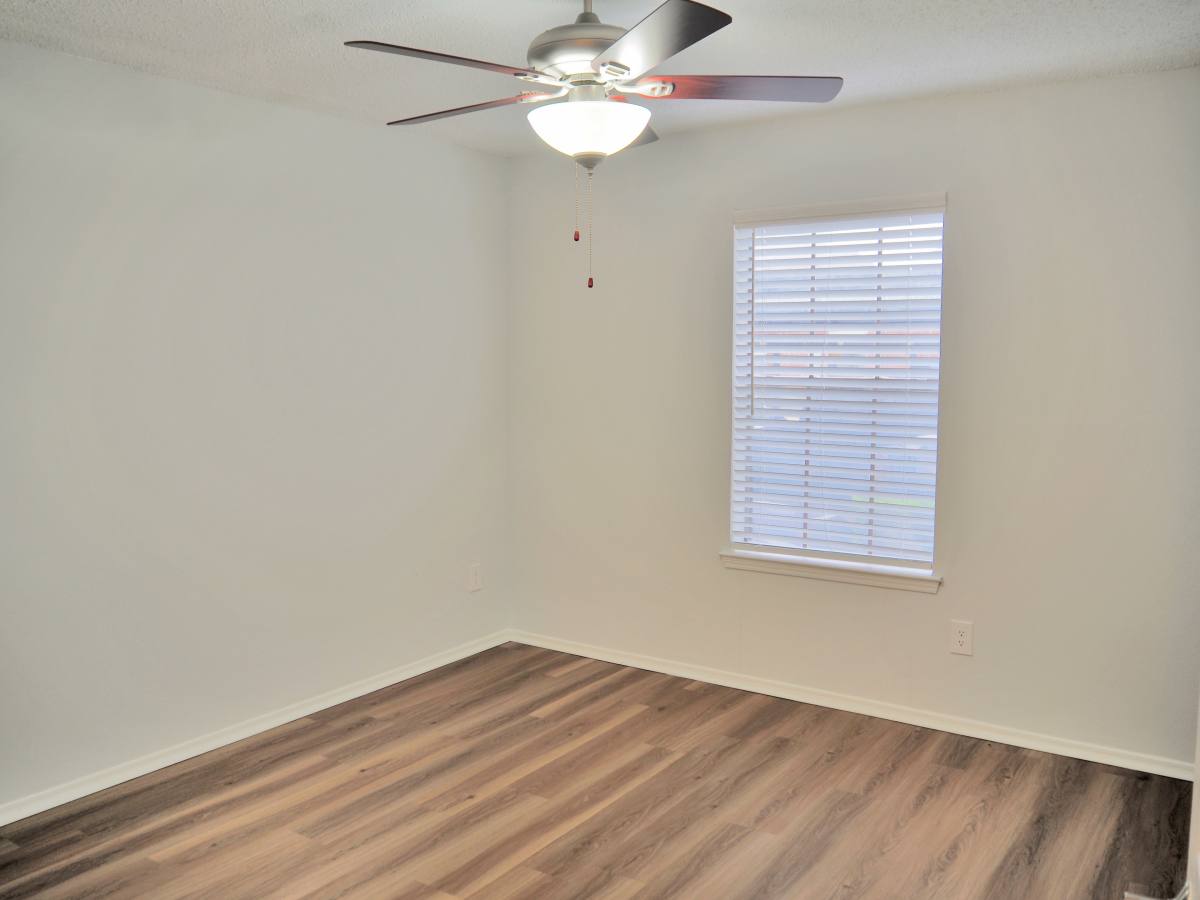Apartment for rent at Villa Del Mar, 5234 Villa Del Mar Ave, Arlington, TX 76017