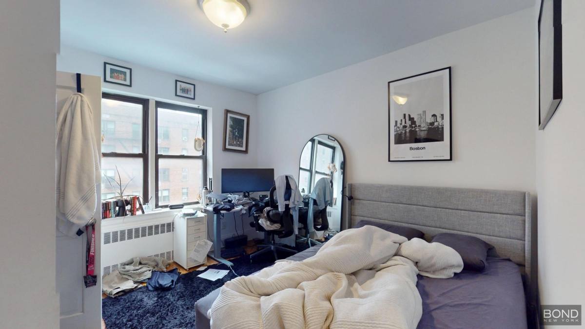 Apartment for rent at 163 W 17th St #5C, New York, NY 10011