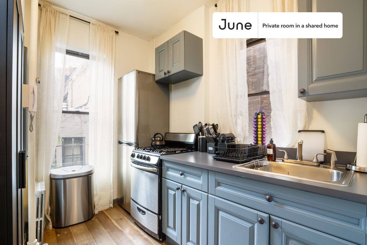 Apartment for rent at 439 W 48th St #C, New York, NY 10036