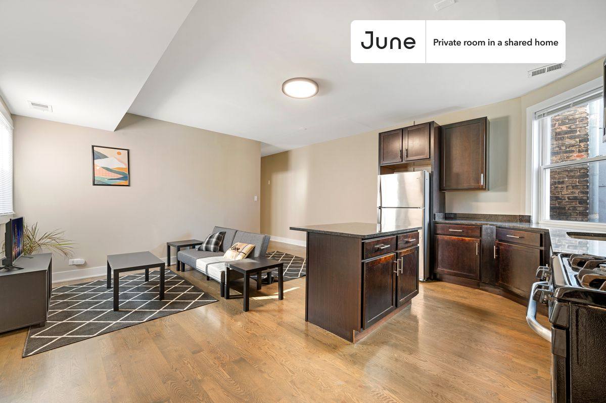 Apartment for rent at 3308 W Armitage Ave #C, Chicago, IL 60647
