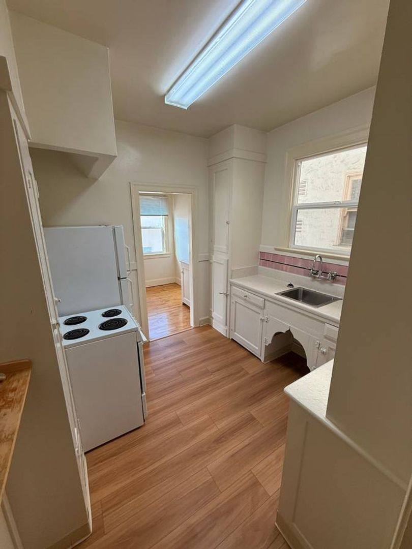 Apartment for rent at 2533 Durant Ave, Berkeley, CA 94704